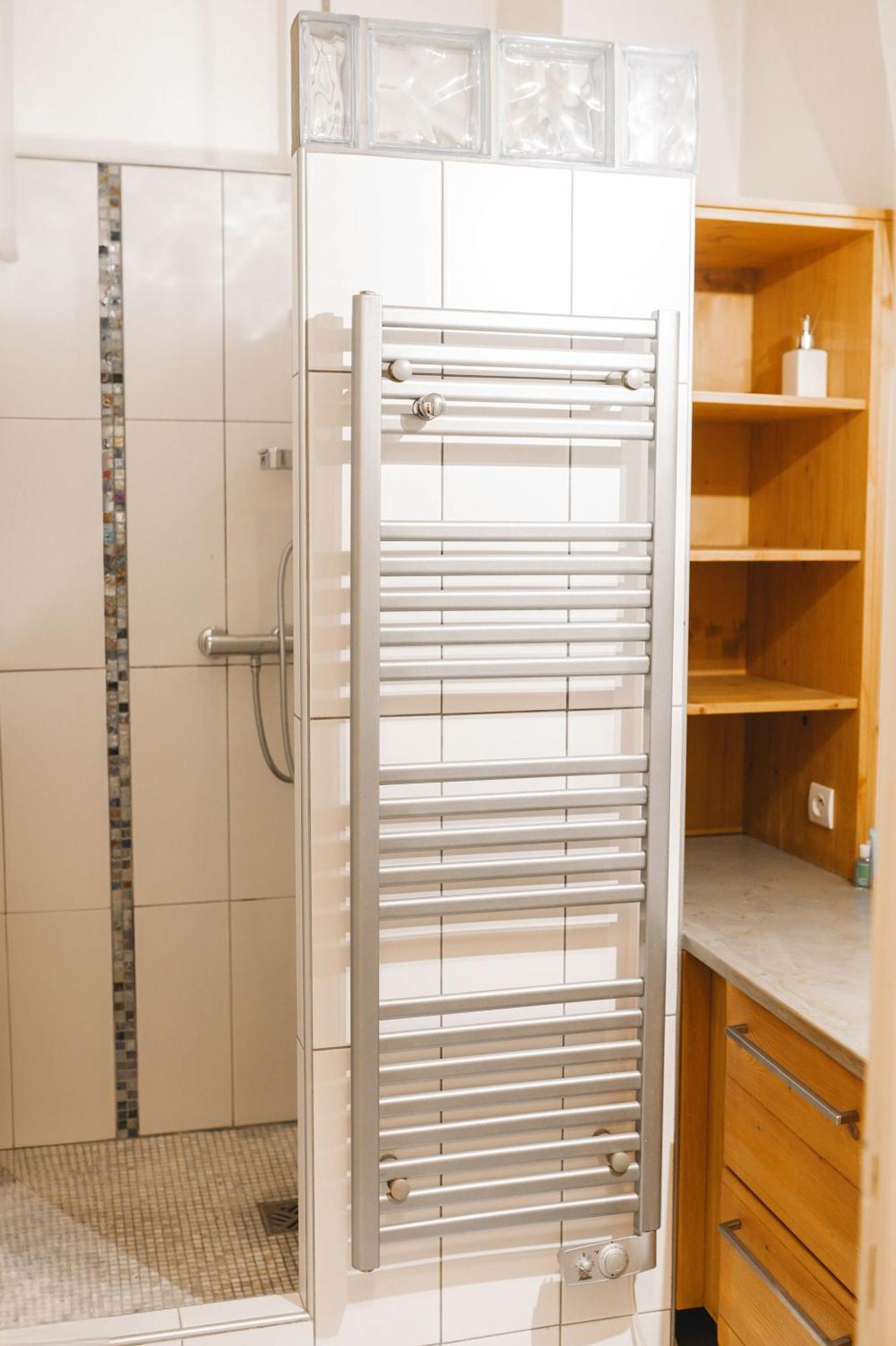 Apartament Le Cosy Du Gal, A 2 Pas Du Palais Des Papes Parking Gratuit Securise Awinion Zewnętrze zdjęcie
